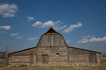 brown barn 