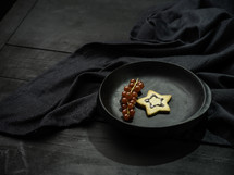 Star cookie with berries