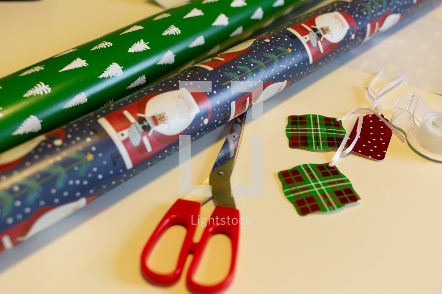 wrapping paper and scissors 