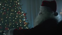 Santa Claus finding the right Channel television 