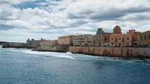 Italian city overlooks the ocean