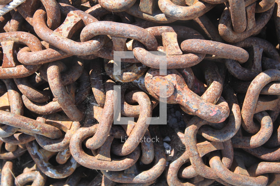 old rusty chain links 