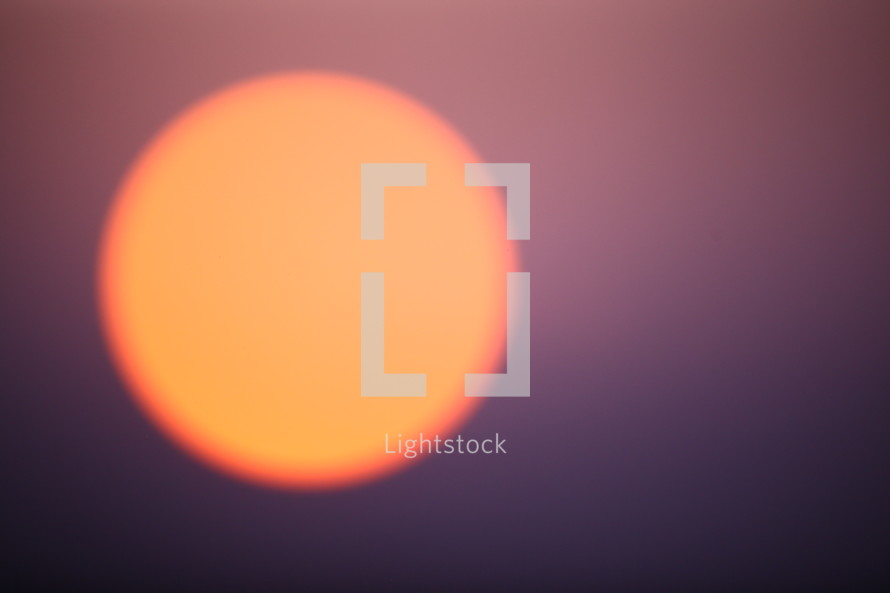 round sun at sunset 
