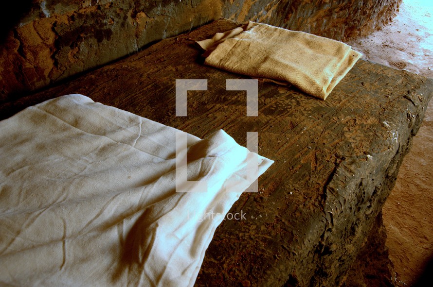 folded linens in the empty tomb 