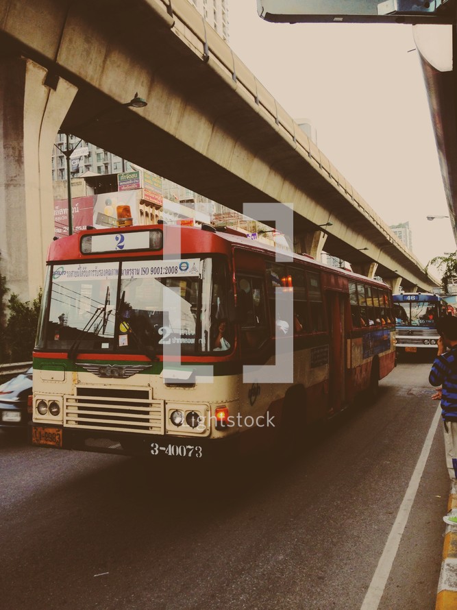 city bus 