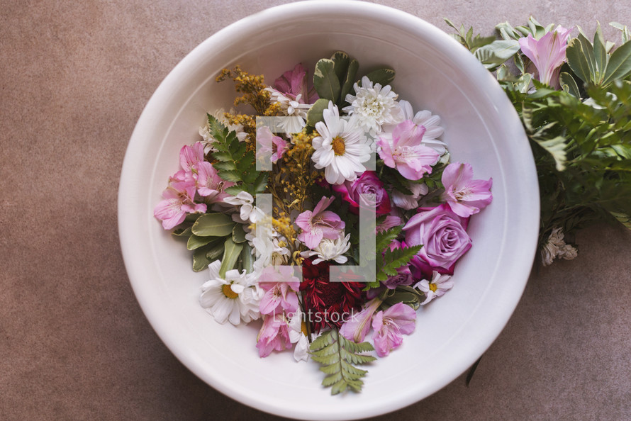 flowers in a bowl 