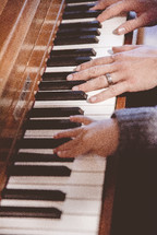 piano lessons 