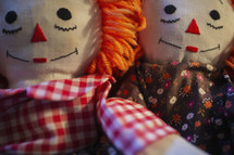 Raggedy Anne and Raggedy Andy dolls 