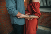 expecting couple 