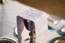 Covered communion cup