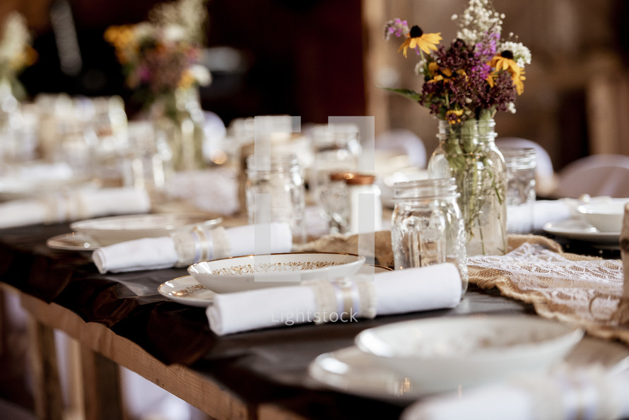 set table at a wedding reception 