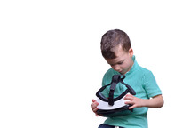 a child on VR glasses 