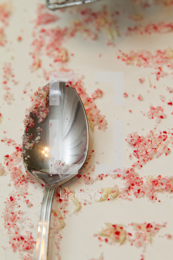spoon with peppermint crumbs 