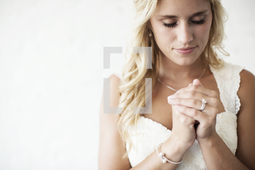 bride in prayer 