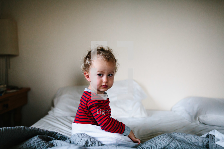 toddler in bed 