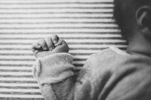 infant hand 