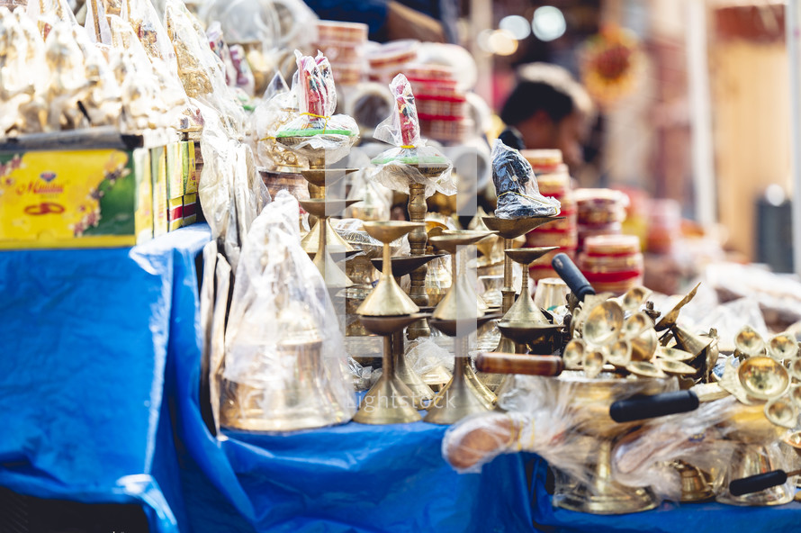 Hindu trinkets and souvenirs at the market at The Dakshineswar Kali Hindu Temple in Kolkata India