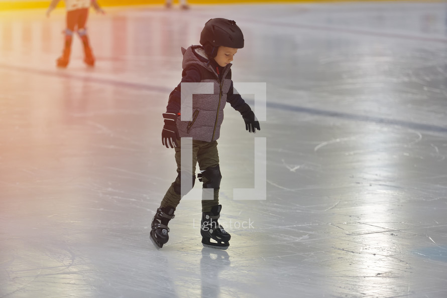 kid ice skating 