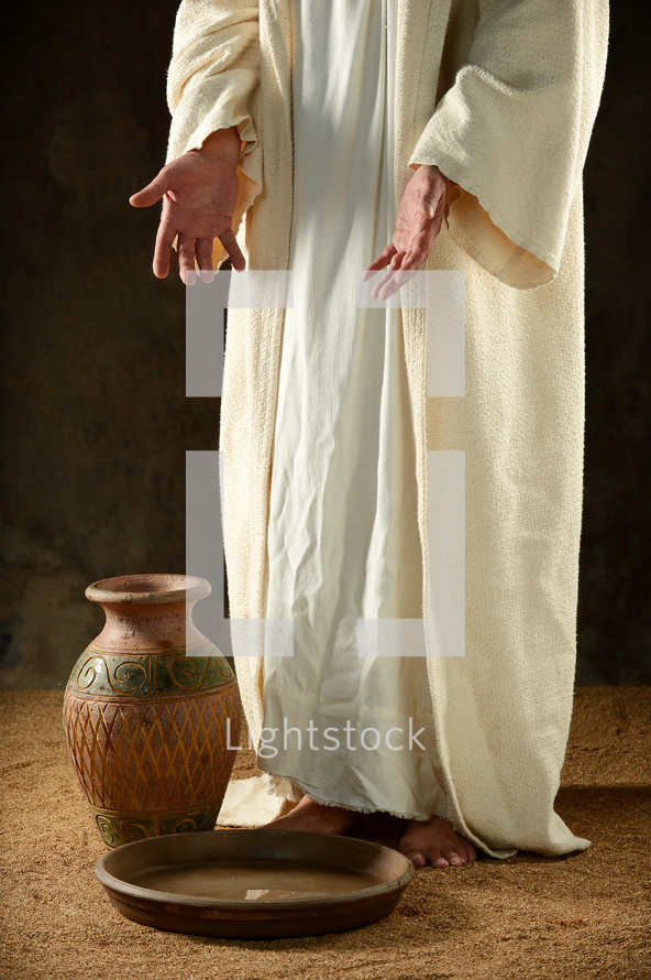 Jesus with empty tray and jug 
