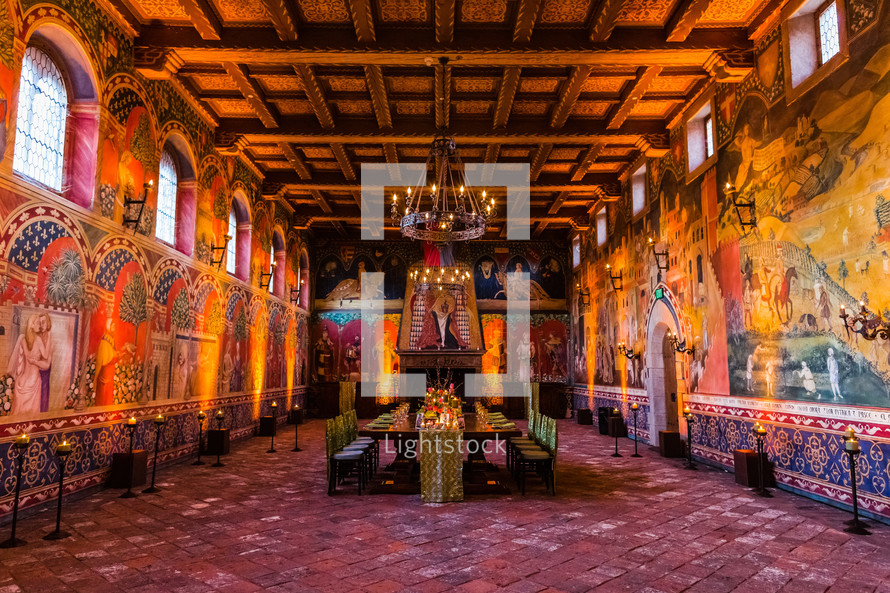 Ornate Roman dining hall.