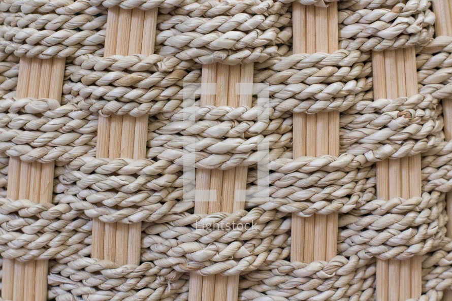 basket weave with rope 