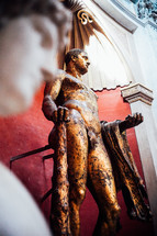 bronze statue in Italy 