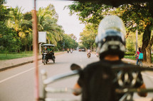 street traffic in Cambodia 