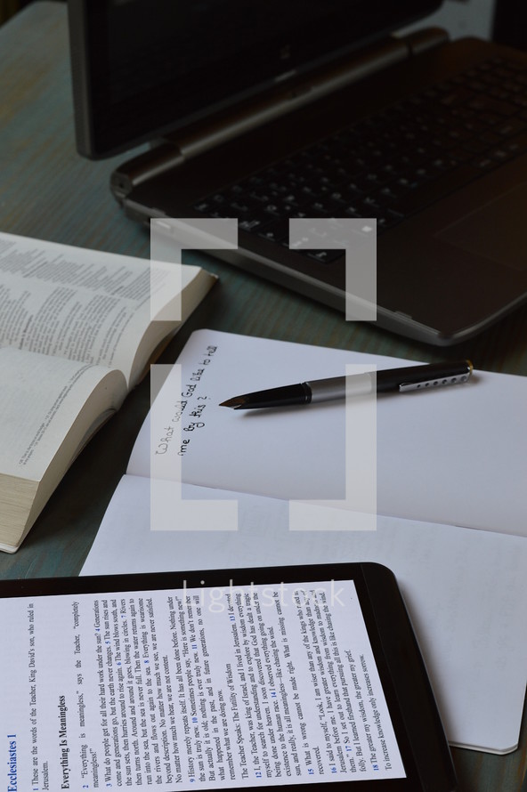 modern bible study with technology of Ecclesiastes