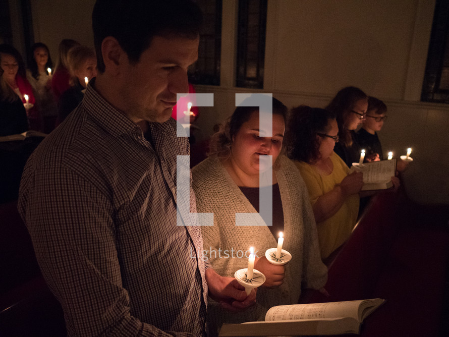 candlelight worship service 