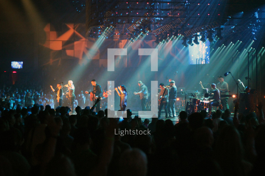 musicians, music, performers, on stage, stage lights, spot lights, audience