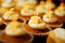 gingerbread men on cupcakes 