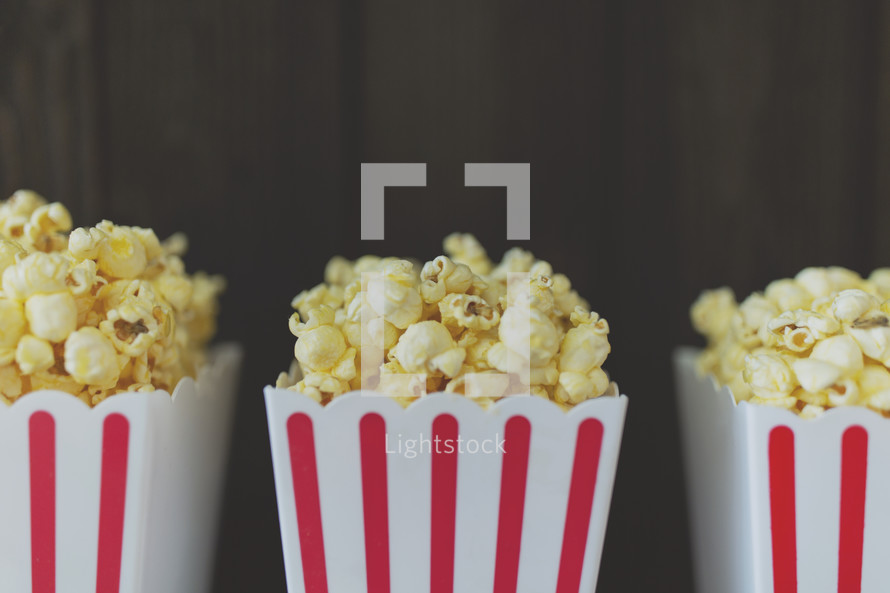 popcorn in containers with copyspace