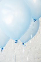 blue balloons 