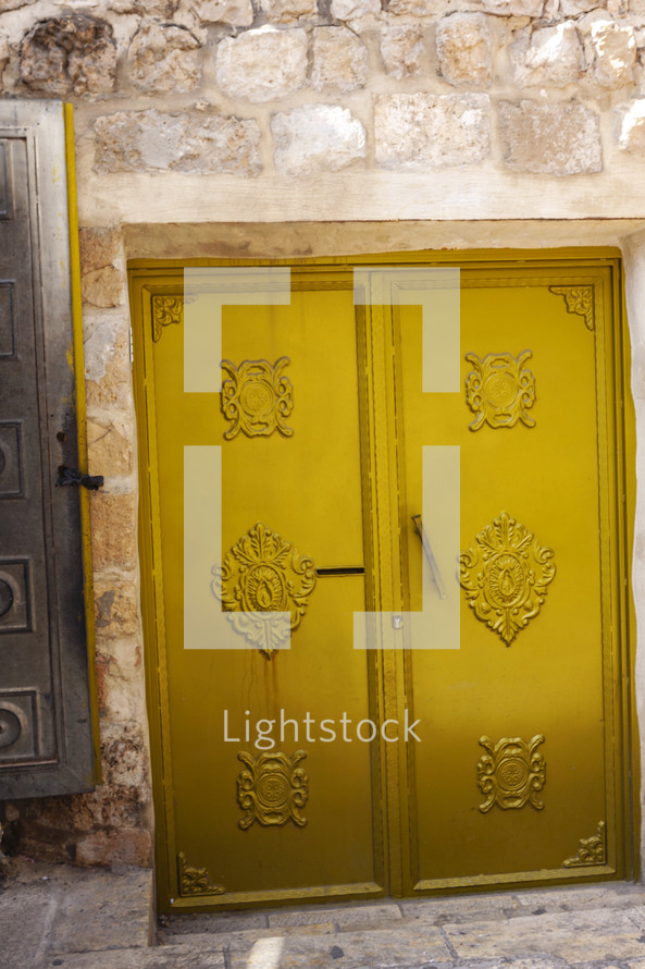 golden doorway 