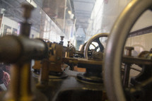 valves and pumps 