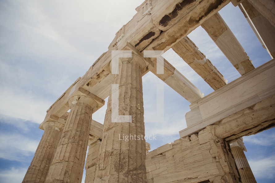 ancient Greek ruins 