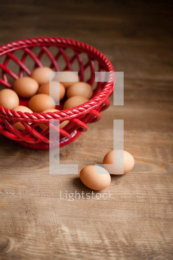 fresh eggs in a basket 