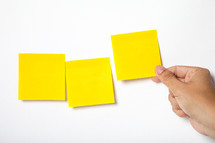 yellow post-it notes 