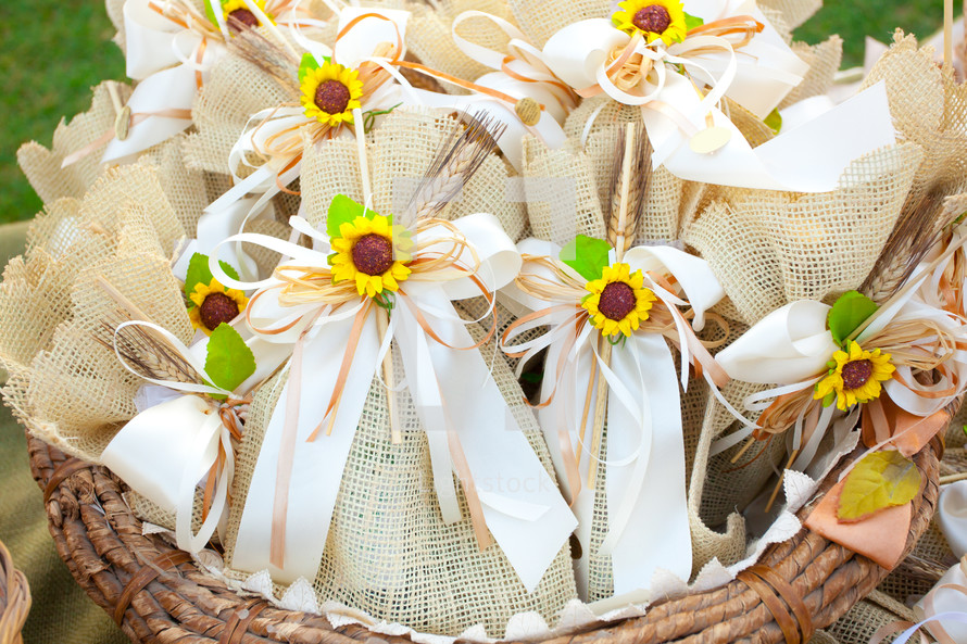 Jute wedding gifts with sunflowers.