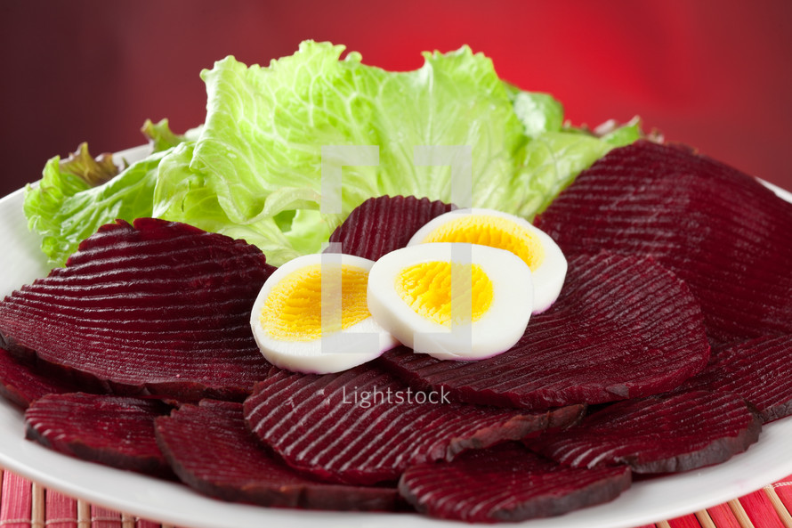Beet salad with eggs