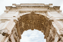 archway in Rome 