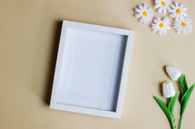 blank frame and tulips 