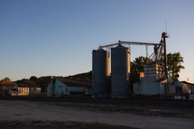 grain silos 