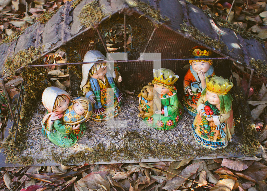 Nativity scene with figurines 