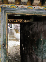 doorway 