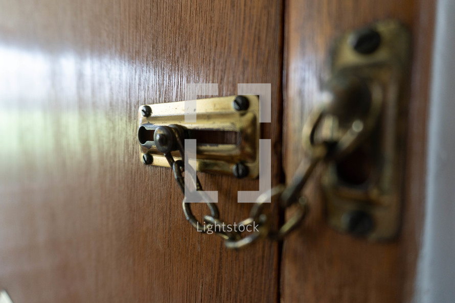 locked door latch 