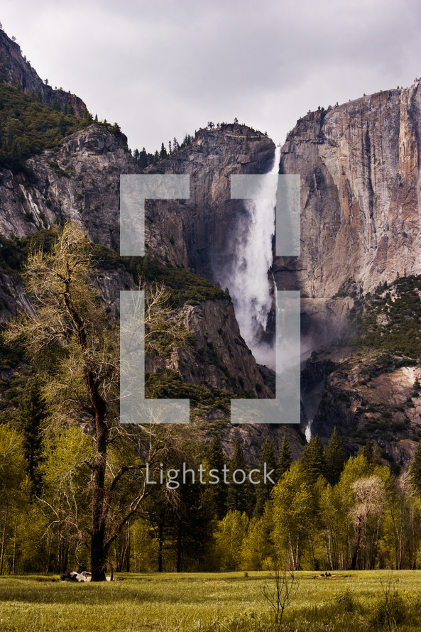 Yosemite falls during autumn