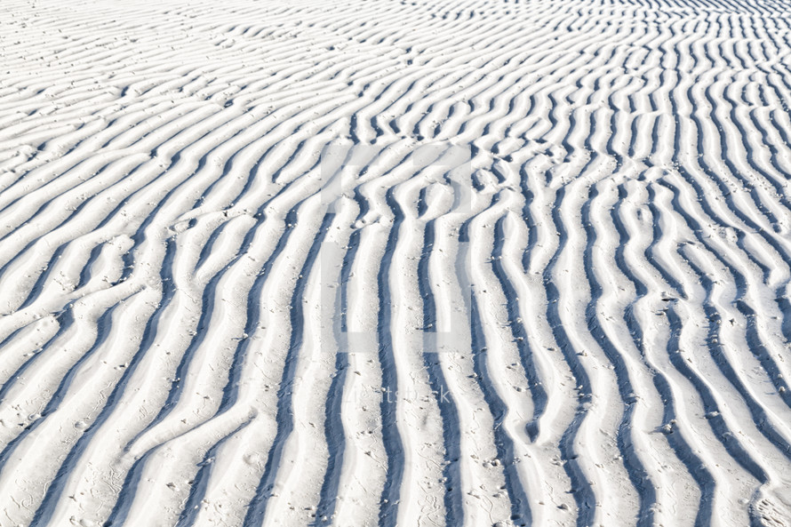 ripples in sand 