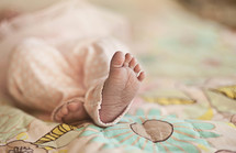 A infants bare foot 