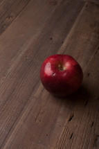apple on wood 